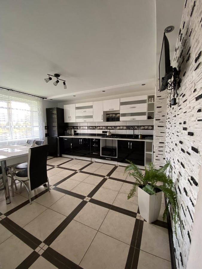 Микулин Хутірець Mykulytschyn Exterior foto
